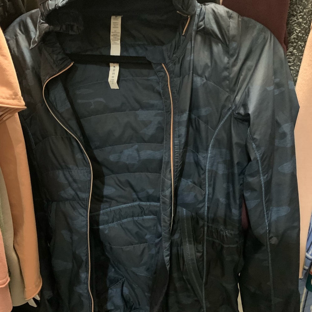 Lululemon windbreaker jacket
